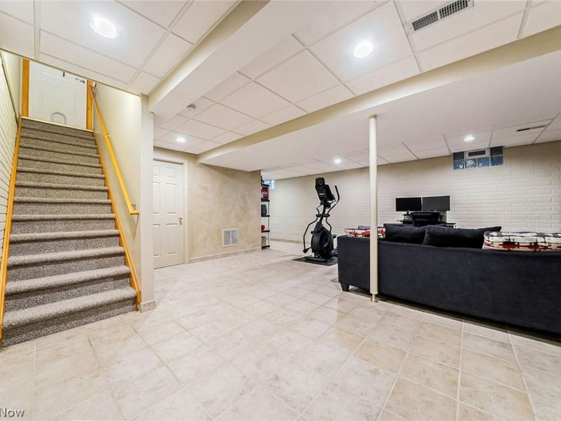 5562 Ridgeview Boulevard, North Ridgeville, OH 44039 Photo 28