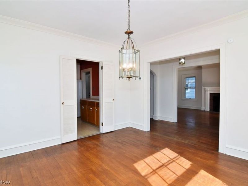 3292 Braemar Road , Shaker Heights, OH 44120 Photo 8