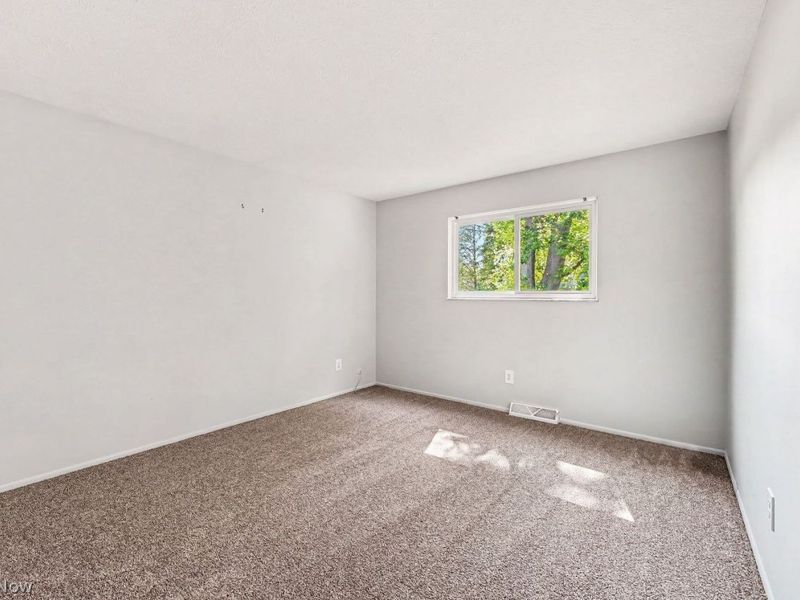 2178 Hamden Street, Madison, OH 44057 Photo 10