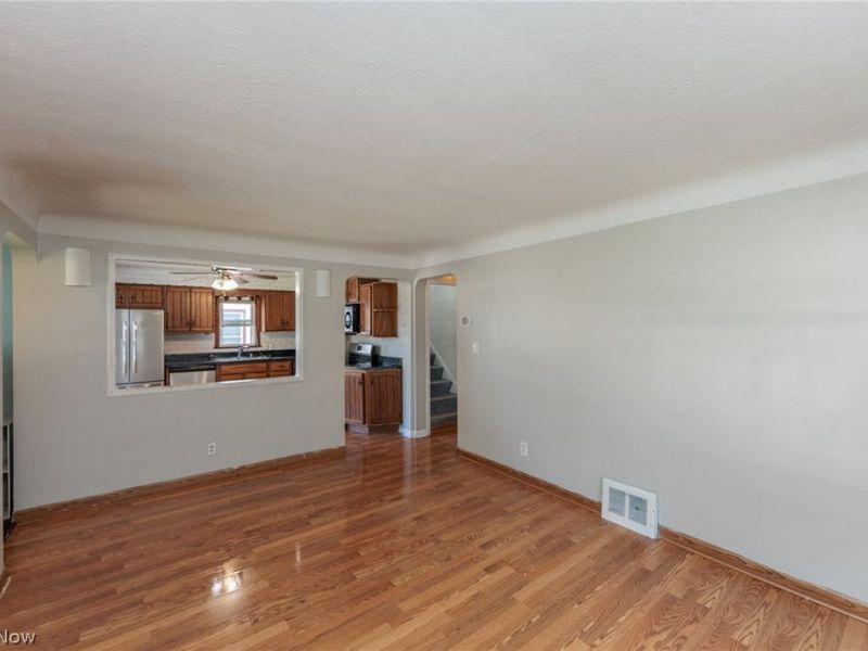 2511 North Avenue , Parma, OH 44134 Photo 5