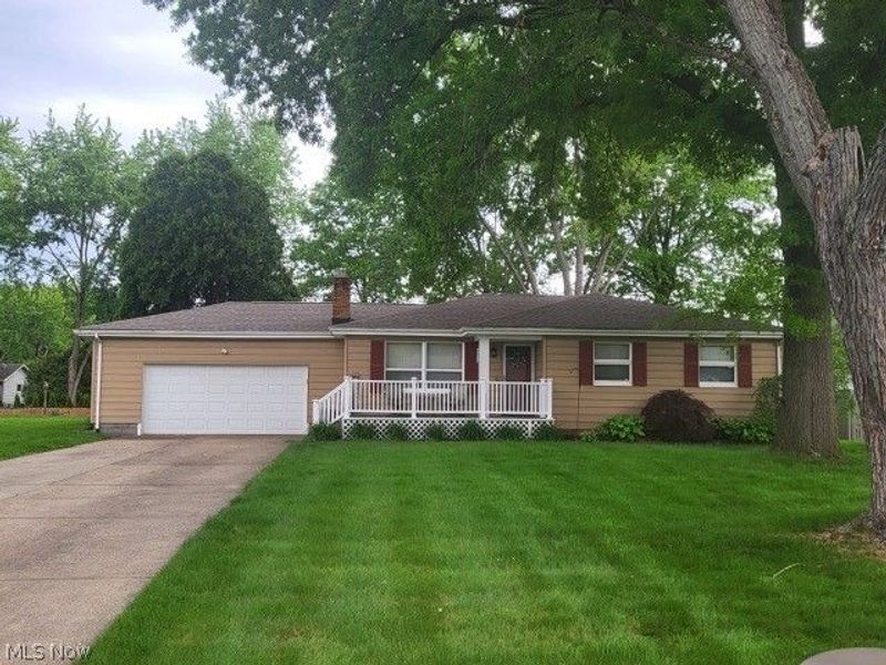 4840 Sampson Drive, Youngstown, OH 44505 Photo 3