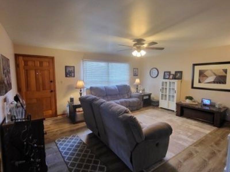 4840 Sampson Drive, Youngstown, OH 44505 Photo 7