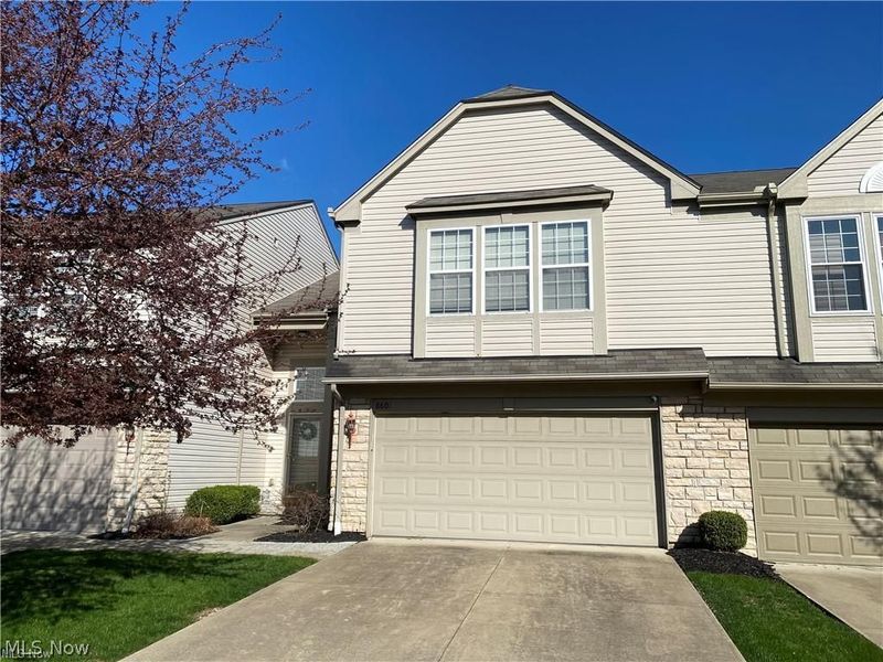 8601 Dunham Drive, Olmsted Township, OH 44138 Photo 1