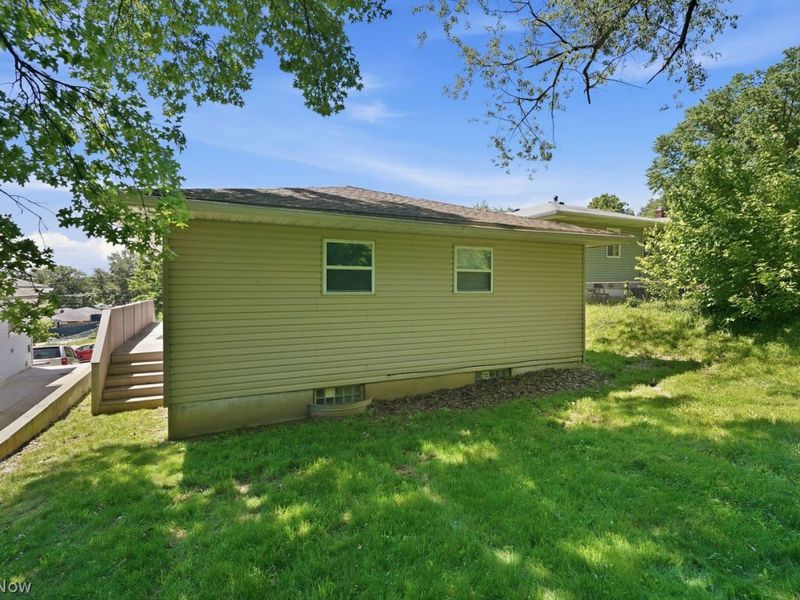 607 - 609 Fulmer Avenue, Akron, OH 44312 Photo 23