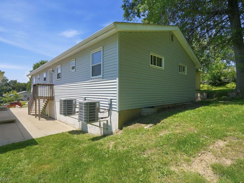 611 - 613 Fulmer Avenue, Akron, OH 44312 Photo 24