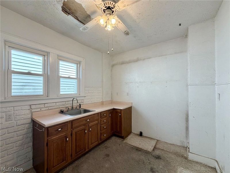 1652 Oregon Avenue, Steubenville, OH 43952 Photo 11