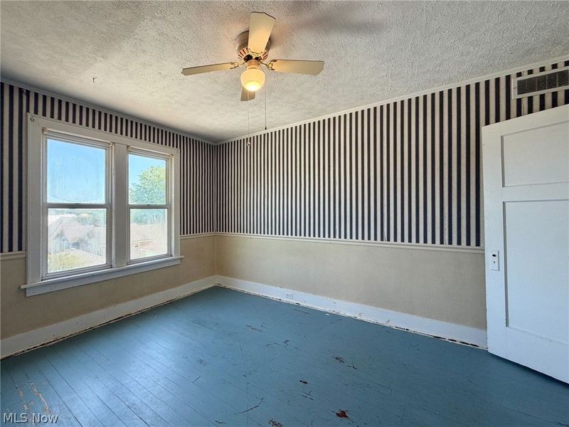 1652 Oregon Avenue, Steubenville, OH 43952 Photo 25