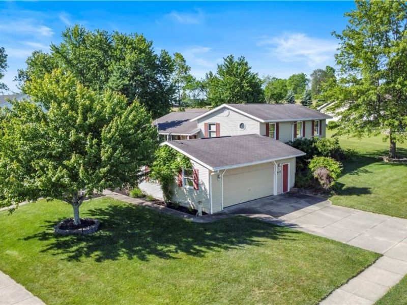 633 King Ridge Court, Ashland, OH 44805 Photo 2