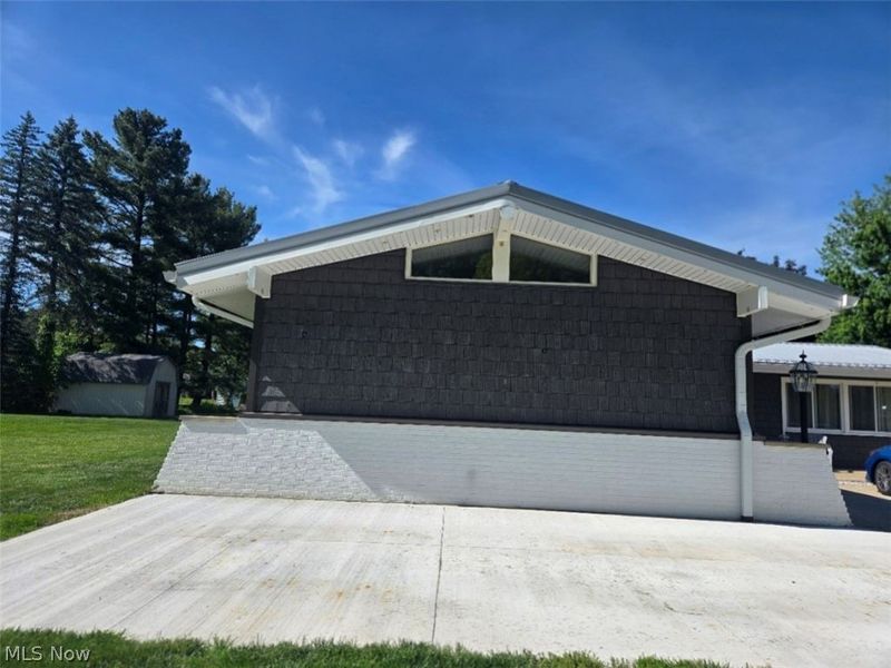 482 Fairwood Drive, Tallmadge, OH 44278 Photo 4