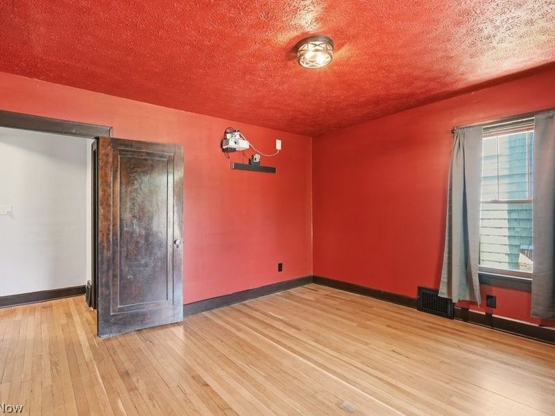 205 Logan Street , Bedford, OH 44146 Photo 37
