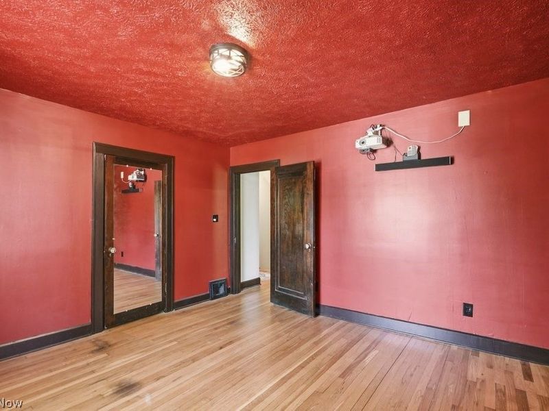 205 Logan Street , Bedford, OH 44146 Photo 38
