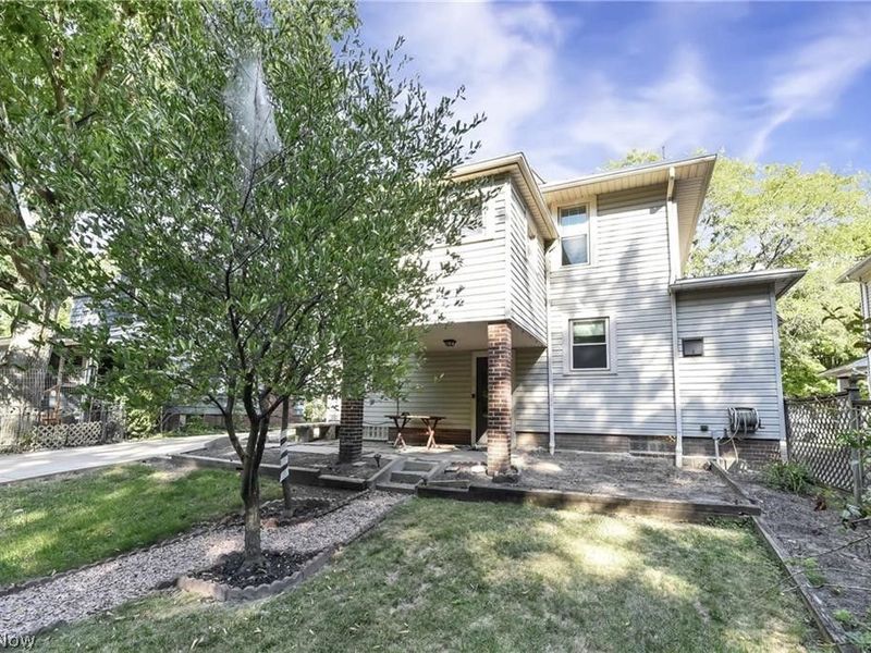 205 Logan Street , Bedford, OH 44146 Photo 7