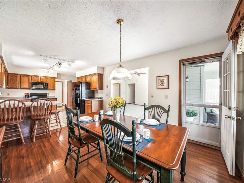 508 Hampton Drive, Elyria, OH 44035 Photo 14
