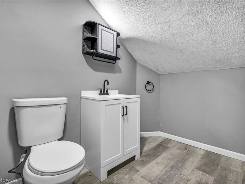 297 Paul Street , Bedford, OH 44146 Photo 40