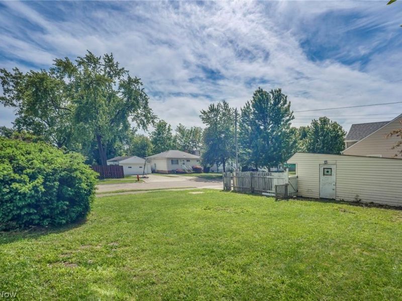 297 Paul Street , Bedford, OH 44146 Photo 48