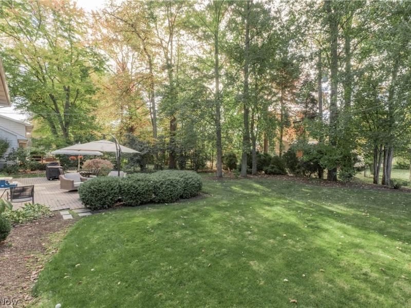 5504 Lansbury Lane, Lyndhurst, OH 44124 Photo 37