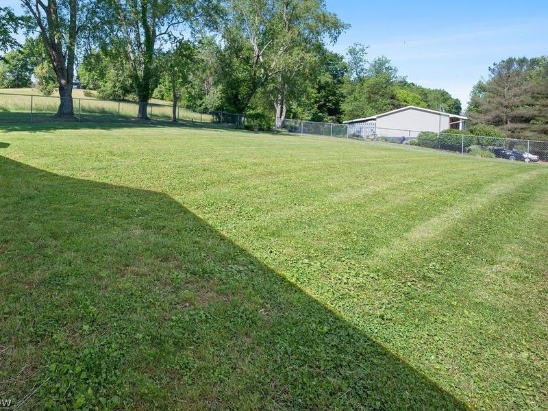 11 Roberts Drive, Belpre, OH 45714 Photo 36