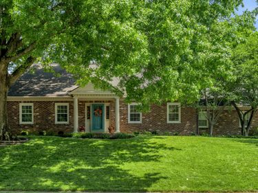 809 Raven Road, Lexington, KY 40502