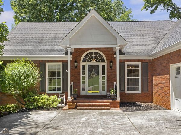 4840 Leeds Court, Suwanee, GA 30024