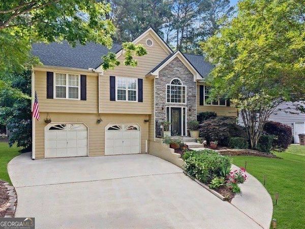402 Township Lane, Woodstock, GA 30189