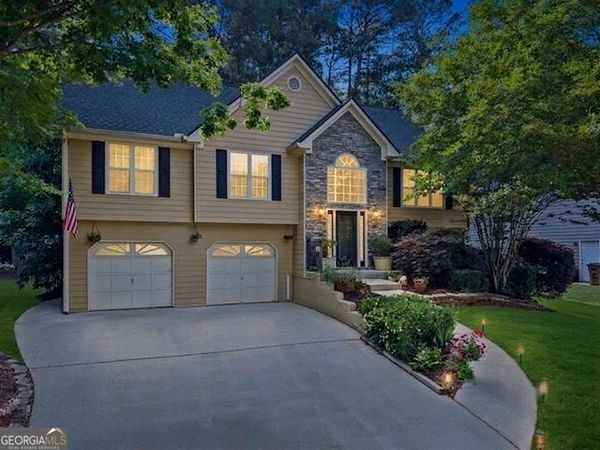 402 Township Lane, Woodstock, GA 30189