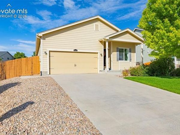 10036 Thunderbolt Trail, Colorado Springs, CO 80925