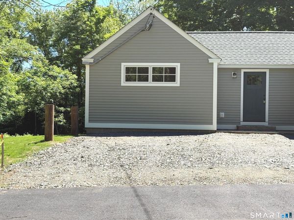 2569 long Hill, Unit 1, Guilford, CT 06437