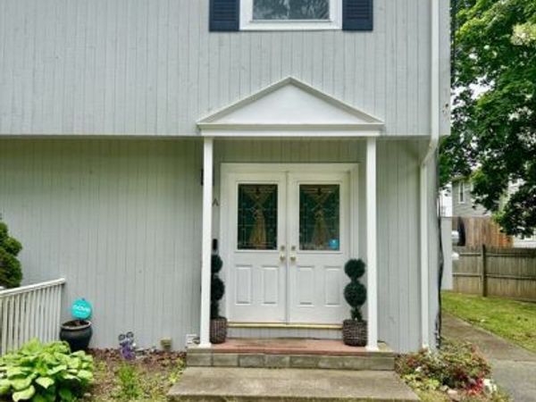11 Carpenter Ave, Unit A, Attleboro, MA 02703