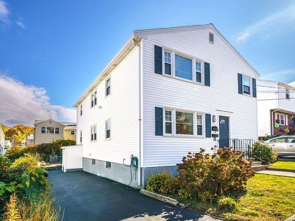 17 King St, Unit 2nd Flr, Watertown, MA 02472