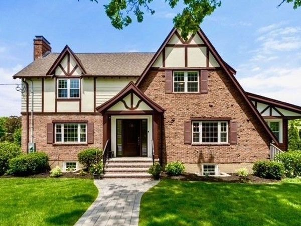 4 Madison St, Belmont, MA 02478