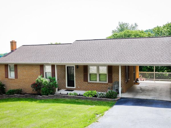 4316 LEE JACKSON HWY, GREENVILLE, VA 24440