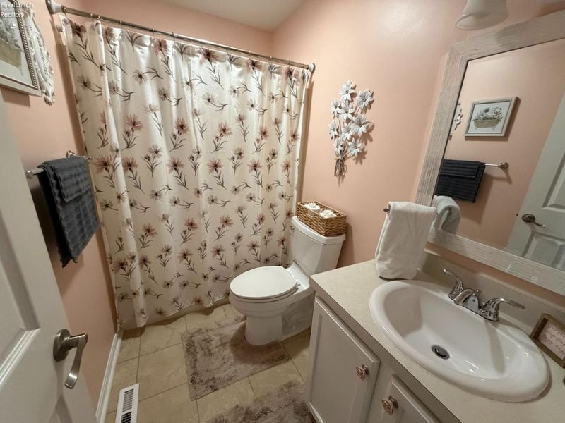 22 Westwind Drive, Norwalk, OH 44857 Photo 12