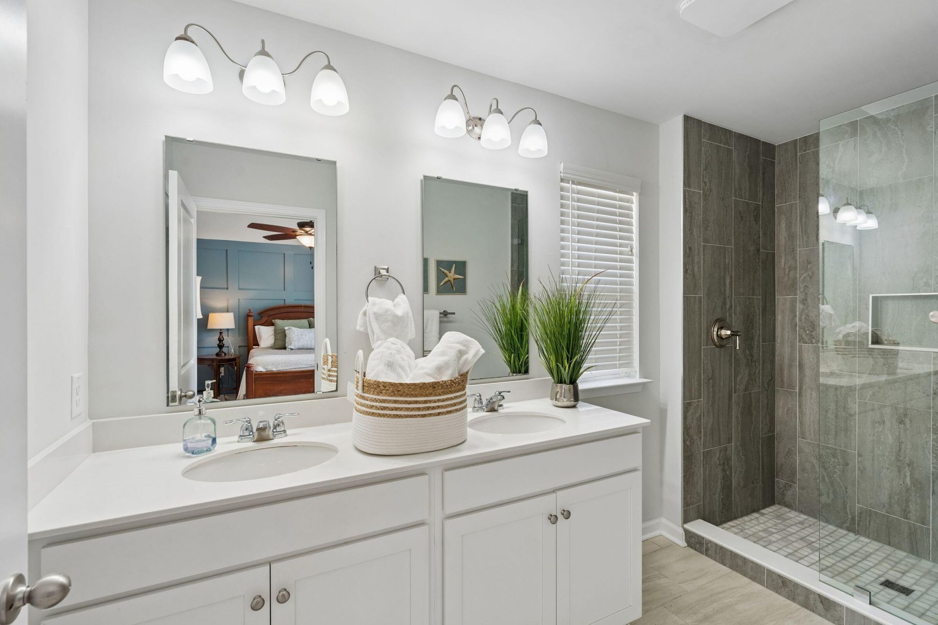 3822 Sawmill Court Photo 14