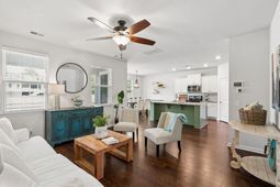 3822 Sawmill Court photo 4