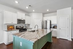 3822 Sawmill Court photo 4