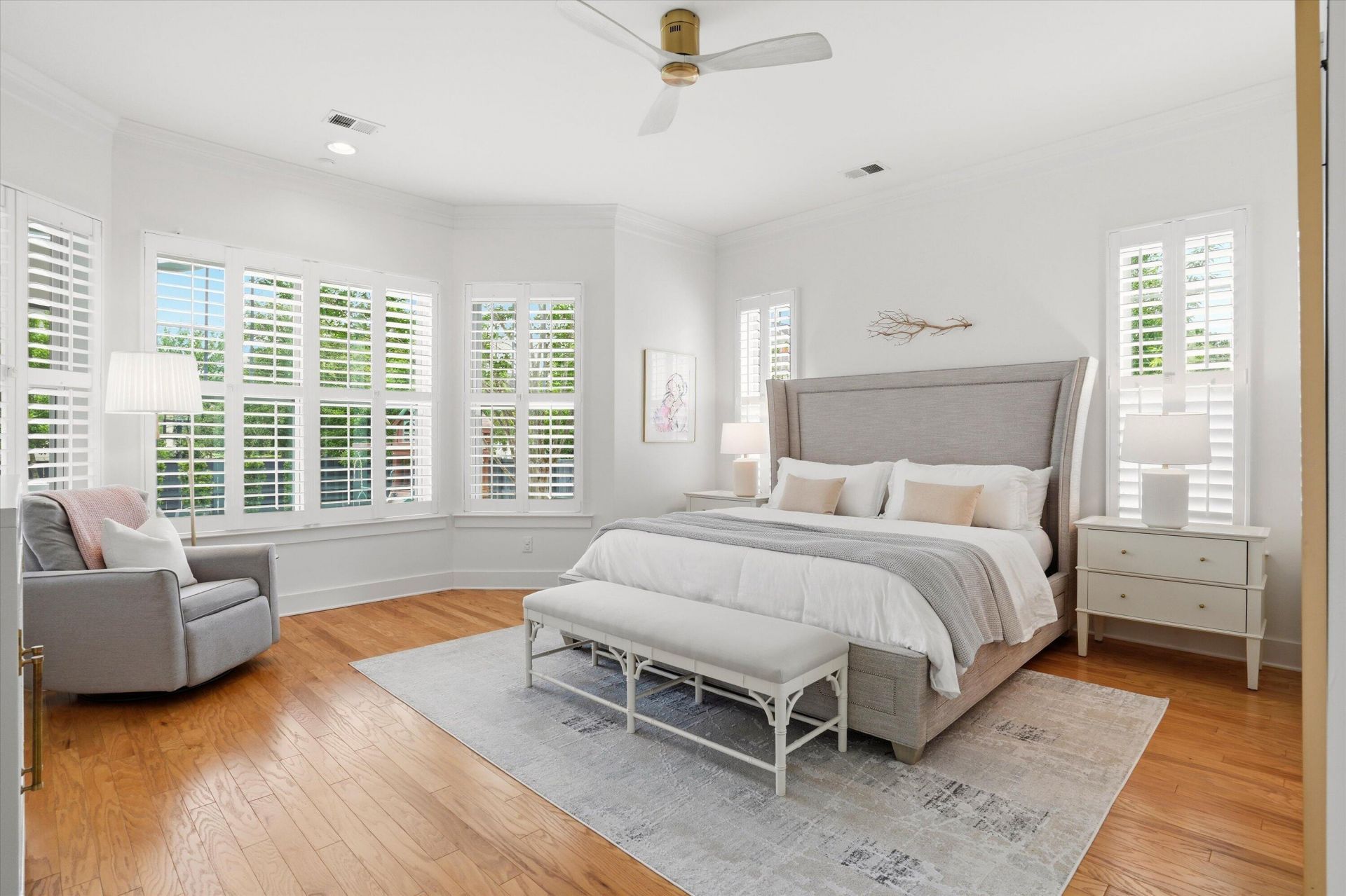 329 Ashby Street Photo 18