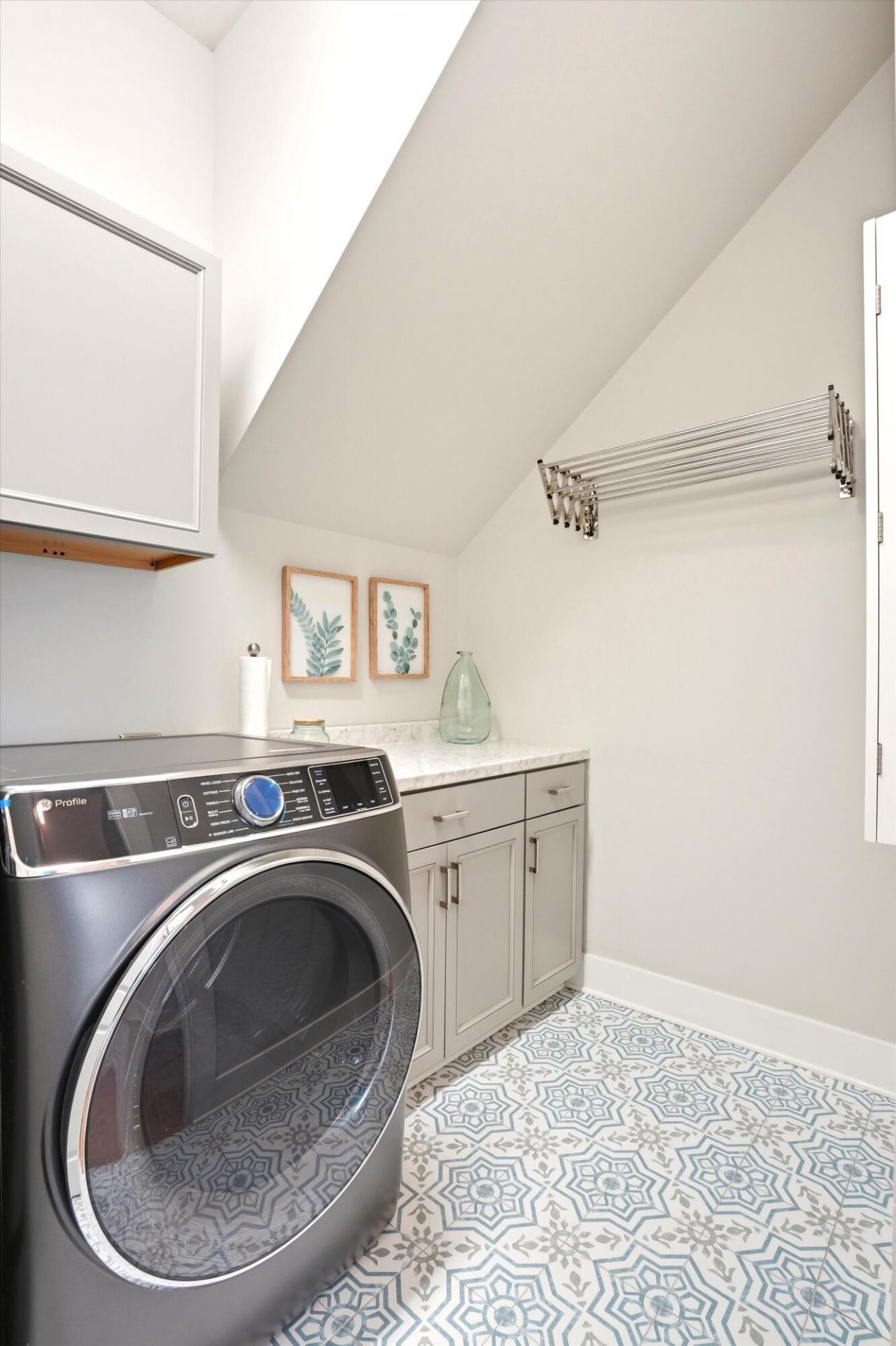 329 Ashby Street Photo 35