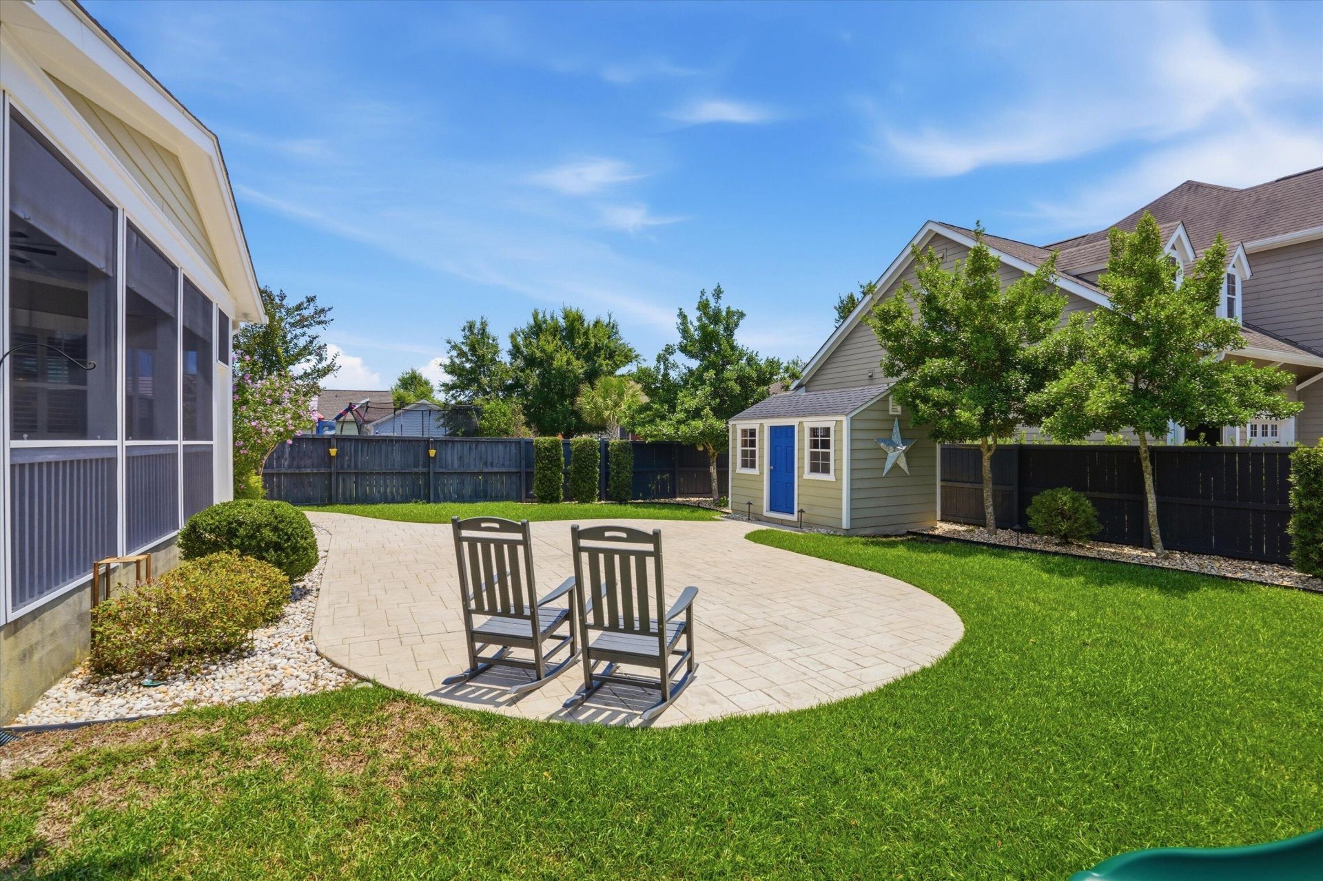 329 Ashby Street Photo 41