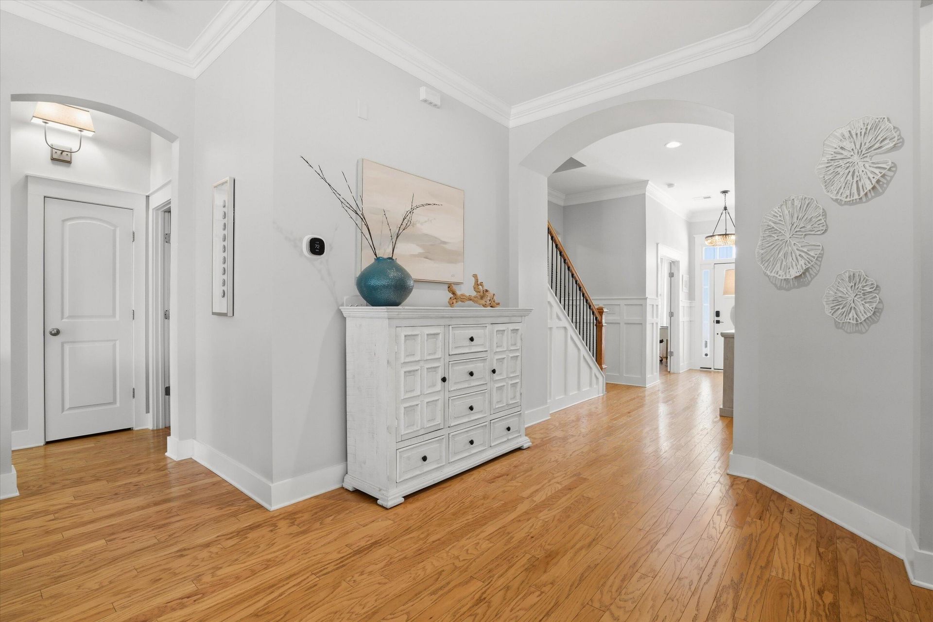 329 Ashby Street Photo 6