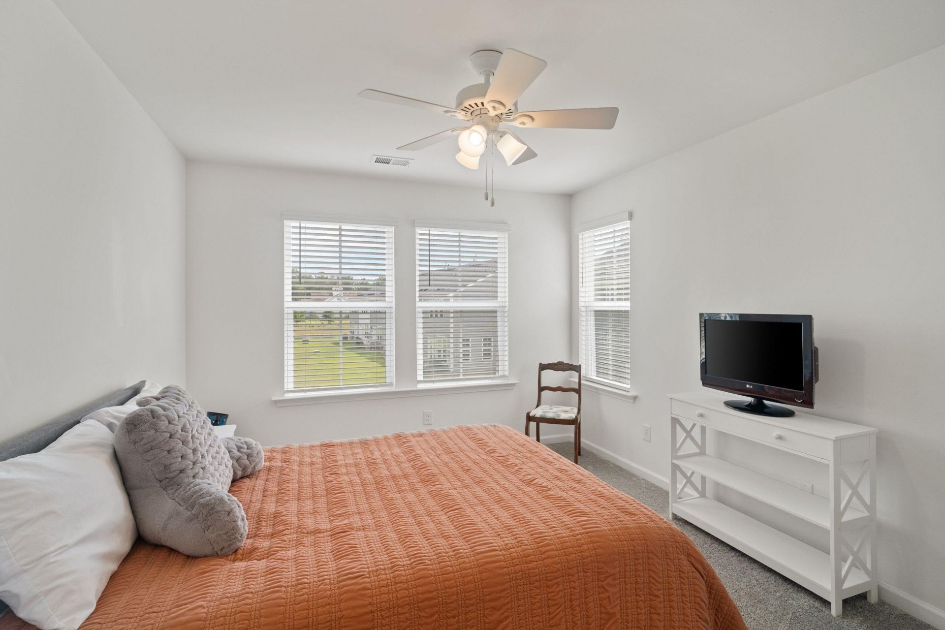 765 Trotters Lane Photo 30