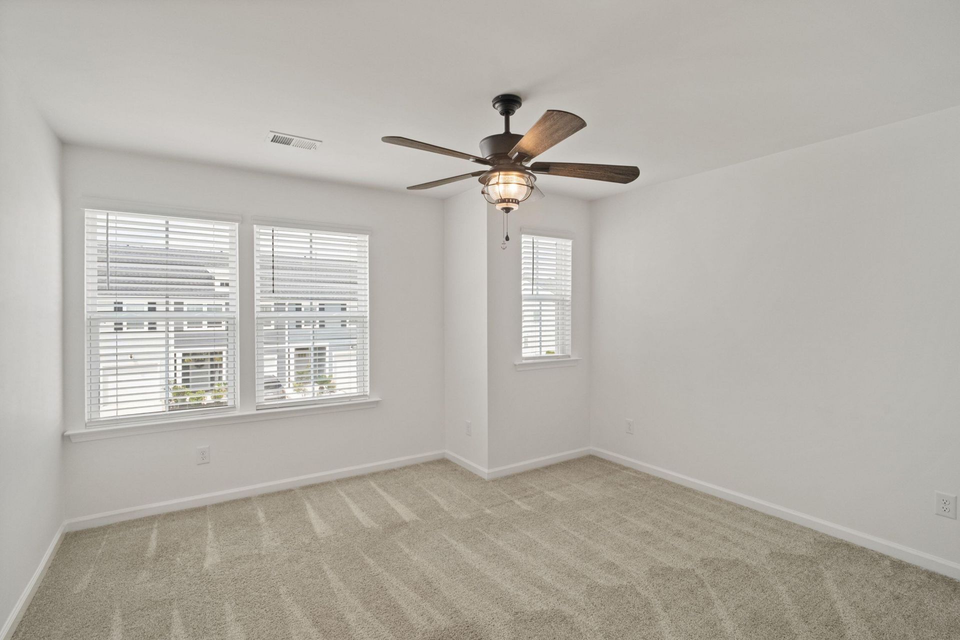 765 Trotters Lane Photo 31