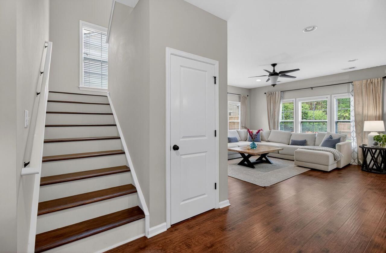 1930 Wild Indigo Way Photo 23