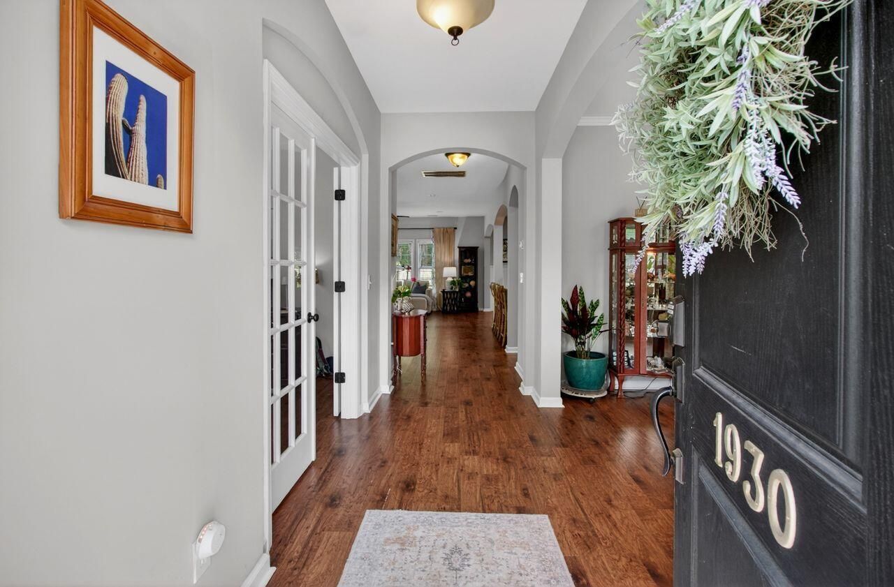 1930 Wild Indigo Way Photo 5