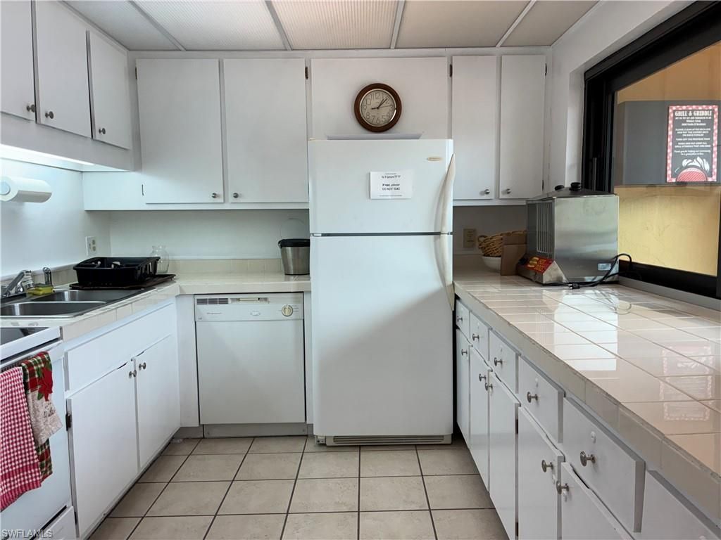 6142 Whiskey Creek Dr , Unit 619, Fort Myers, FL 33919 Photo