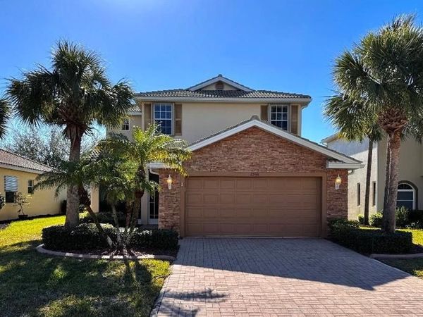 2560 Keystone Lake DR , CAPE CORAL, FL 33909