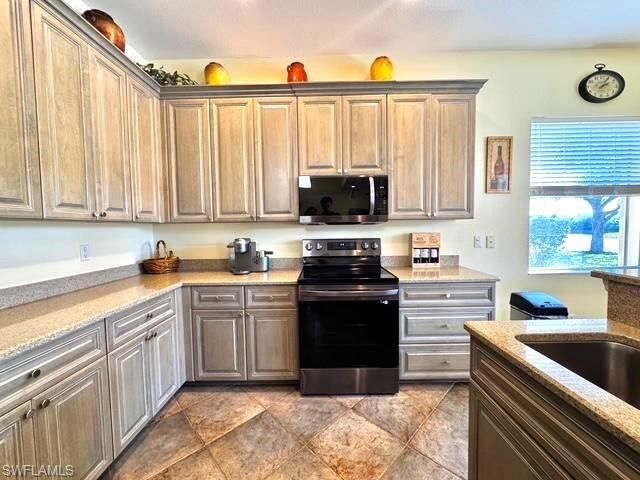 2560 Keystone Lake Dr , Cape Coral, FL 33909 Photo