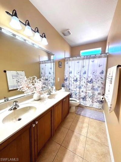 2560 Keystone Lake Dr , Cape Coral, FL 33909 Photo