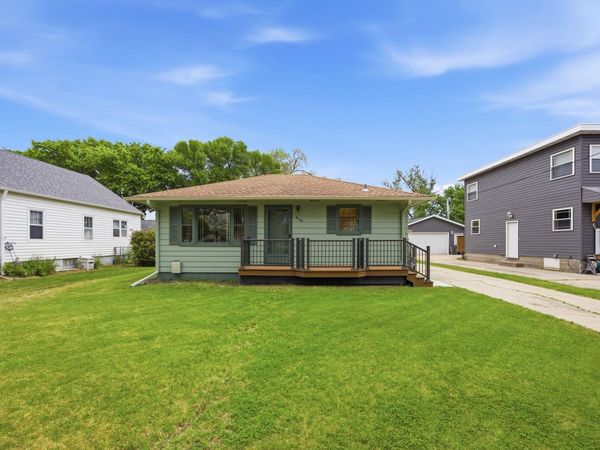 918 14th Street N, Moorhead, MN 56560