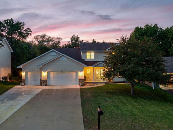 14596 Yosemite Avenue S, Savage, MN 55378