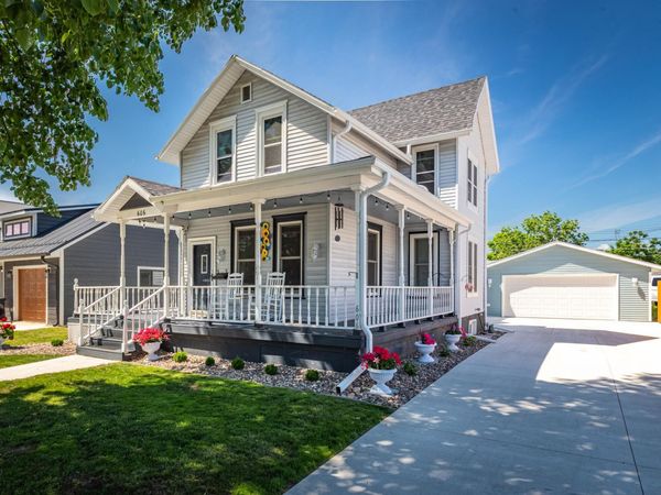 606 W 5th Street , Winona, MN 55987